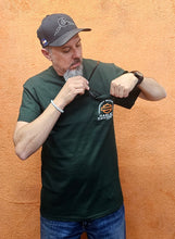 Load image into Gallery viewer, Men's Treasures Short Sleeve Forest Green Pocket Shirt