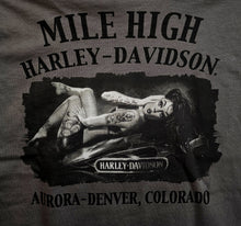 Load image into Gallery viewer, Men's X-Ray Short Sleeve Charcoal Shirt